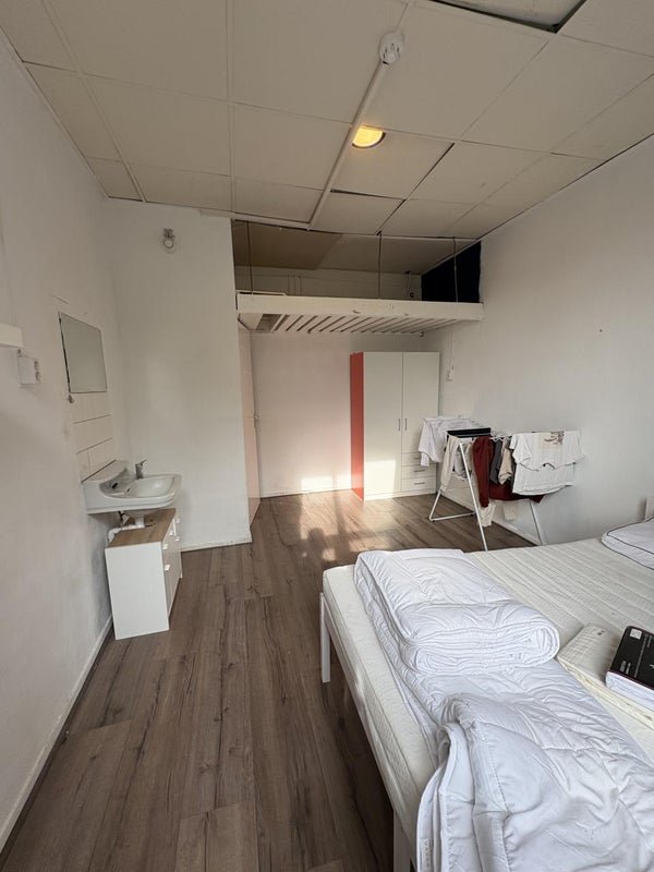 For rent: Room Bisschop Zwijsenstraat 130 3 in Tilburg