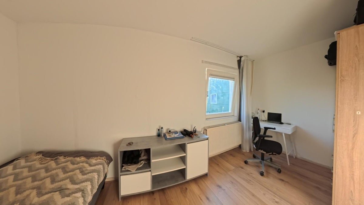 For rent: Room Van der Woudendijk in Den Haag