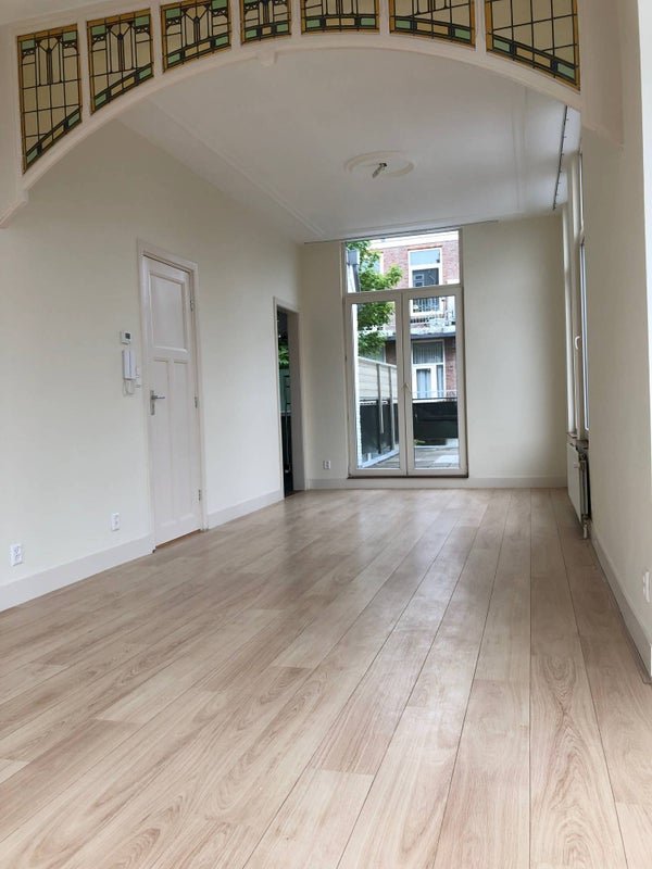 For rent: Flat Hendrik van Deventerstraat in Den Haag