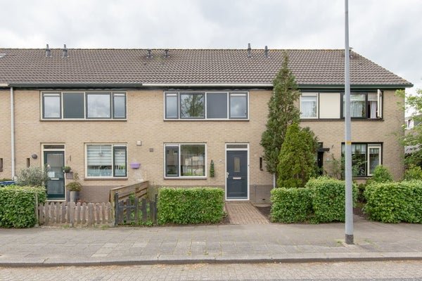 For rent: House Zonnebloemweg in Almere
