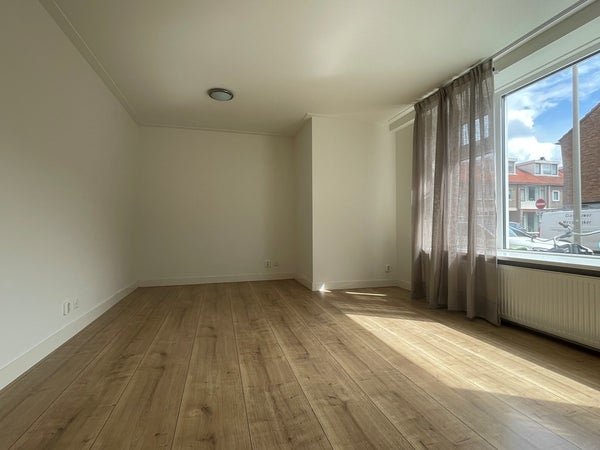 For rent: Flat Jan Tooropstraat 4 A in Katwijk