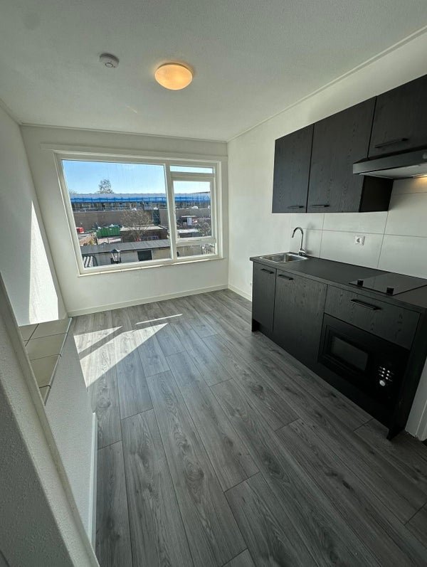 For rent: Studio Nicolaas Maesstraat in Enschede