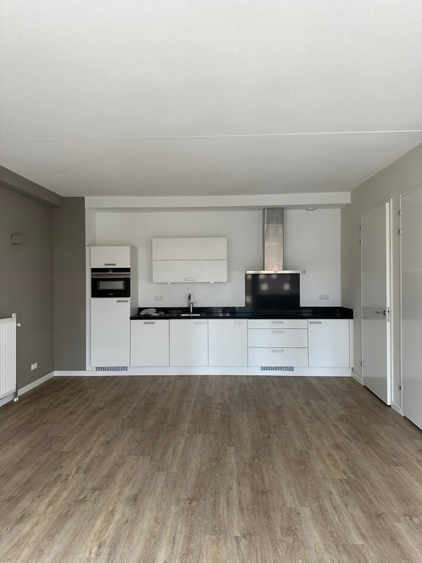 For rent: Flat Koningin Sophiestraat 220 in Den Haag