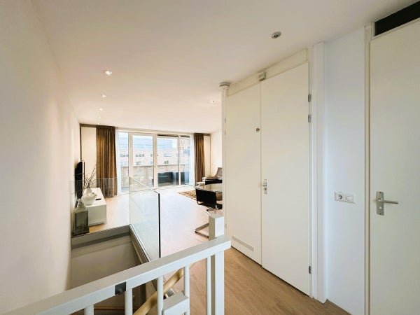 For rent: Flat Pieter Oosterhuisstraat in Amsterdam