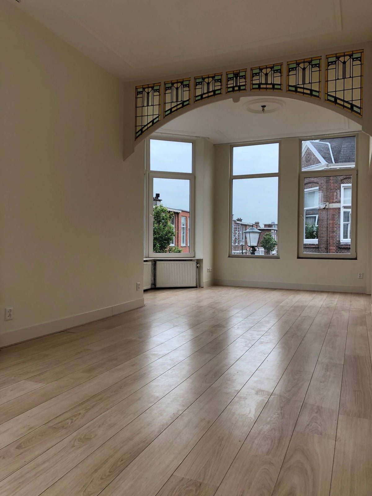 For rent: Flat Hendrik van Deventerstraat in Den Haag