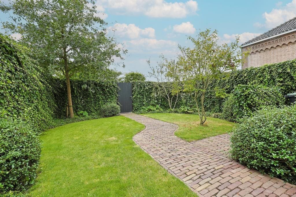 Dorpsstraat 36