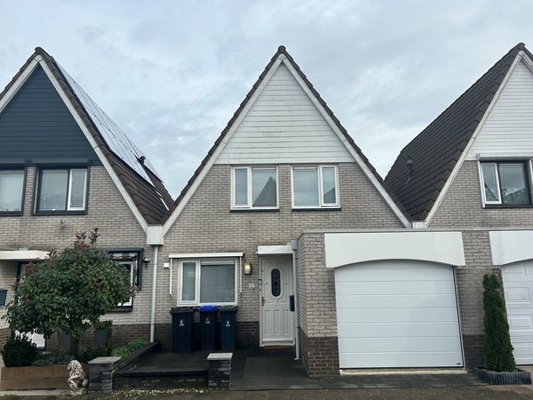 For rent: House Chopinstraat 16 in Hellevoetsluis