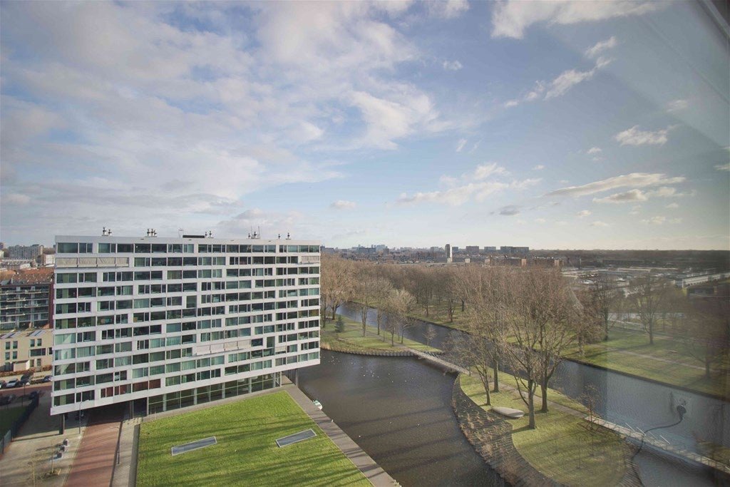 For rent: Flat Jan van Zutphenstraat in Amsterdam