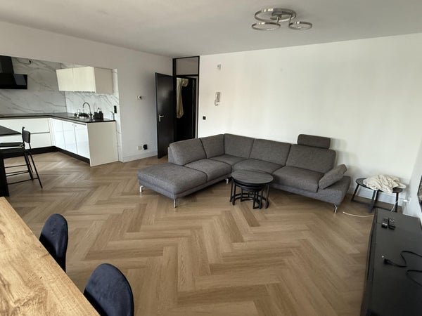 For rent: Flat Zuidplein in Rotterdam