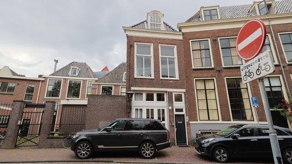 For rent: Room Langebrug 8 in Leiden