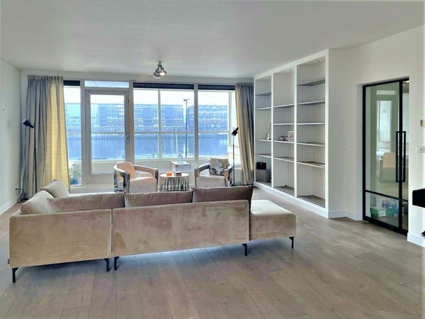For rent: Flat Seranggracht in Amsterdam