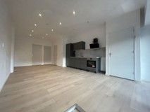 For rent: Flat Dorpsweg in Rotterdam