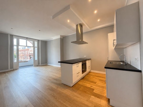 For rent: Flat Dirk Hoogenraadstraat in Den Haag