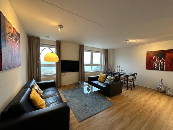 For rent: Flat Gevers Deynootweg in Den Haag