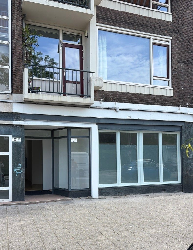 For rent: Flat Burgemeester Baumannlaan in Rotterdam