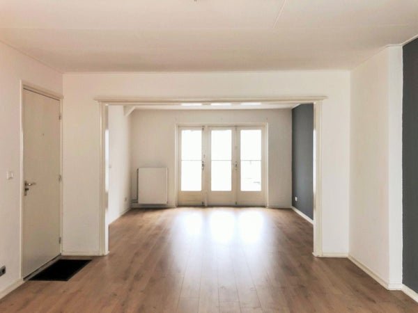 For rent: Flat Dr. Poelsstraat 7 in Heerlen