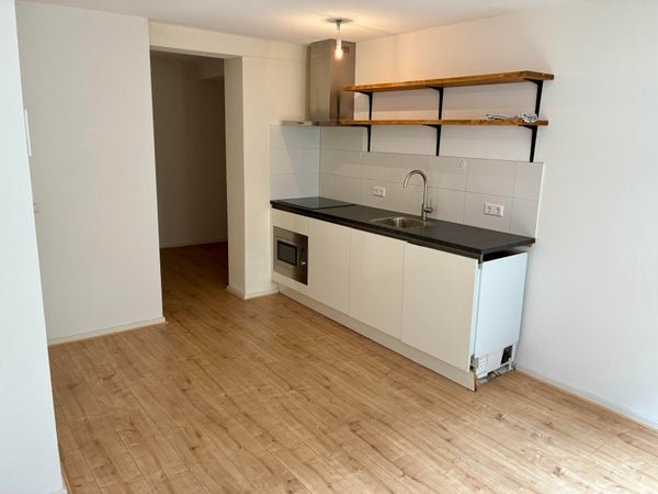 For rent: Studio Bouwelouwensteeg in Leiden