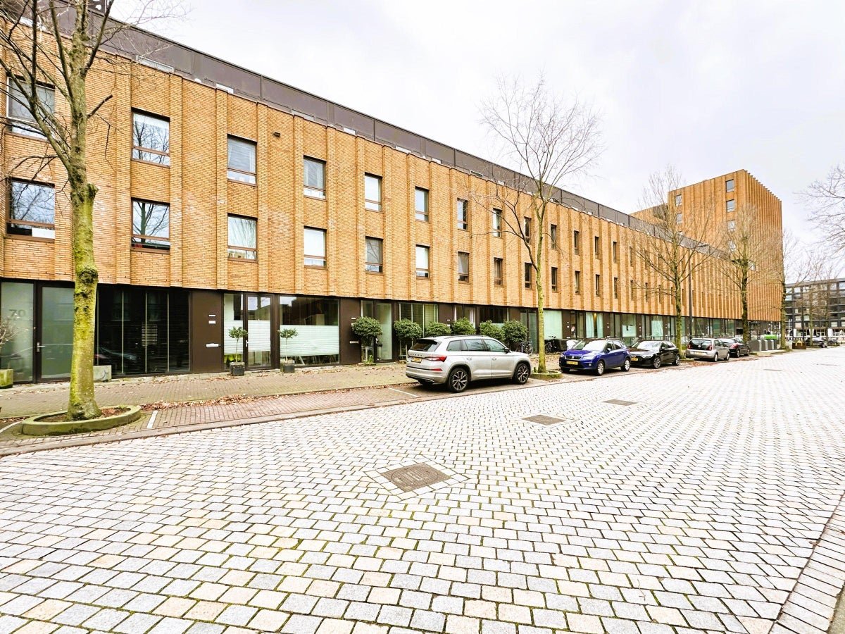 For rent: Flat Pieter Oosterhuisstraat in Amsterdam