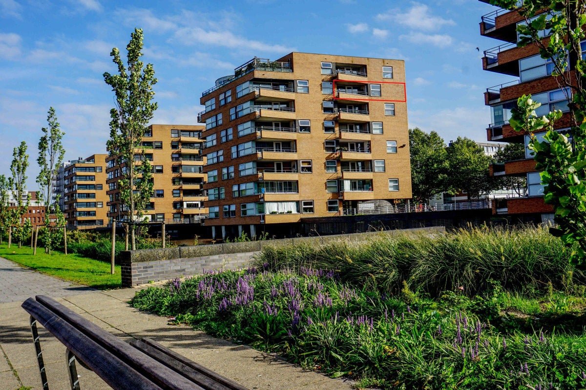 For rent: Flat Jan van Duivenvoordestraat in Amsterdam