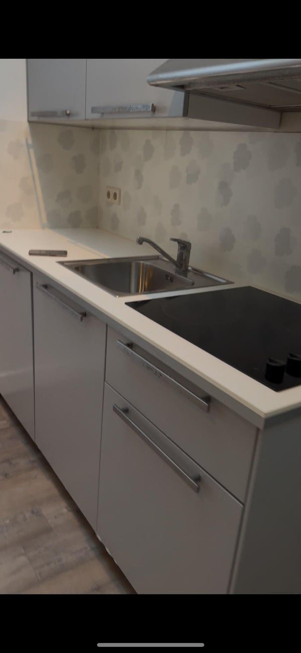 For rent: Studio Haspelsstraat 15 B in Rotterdam