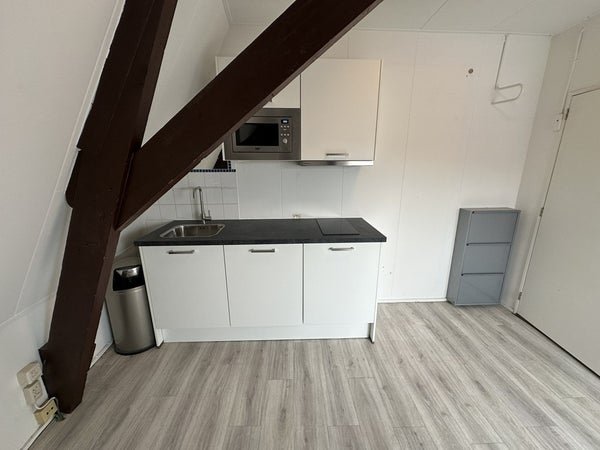 For rent: Room Aweg 11 AK15 in Groningen