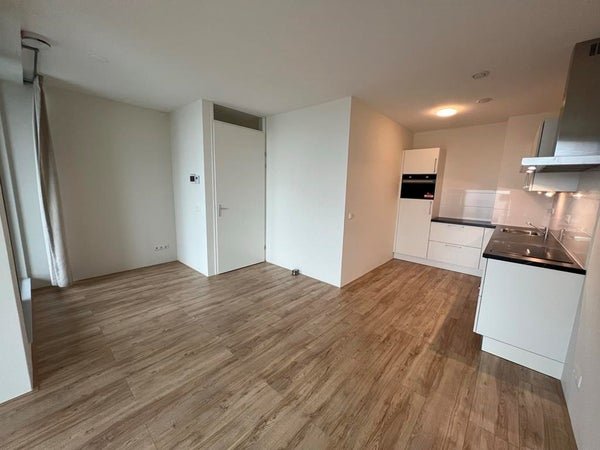 For rent: Flat Radarweg in Amsterdam