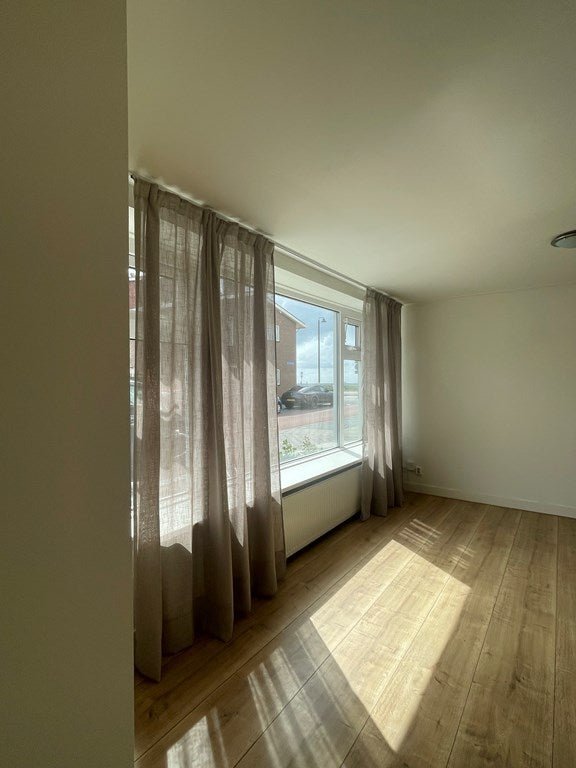For rent: Flat Jan Tooropstraat 4 A in Katwijk
