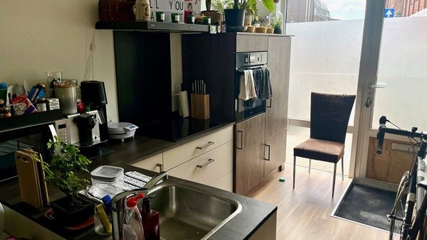 For rent: Flat Beeklaan in Den Haag
