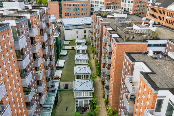 For rent: Flat Valkenburgerstraat in Amsterdam