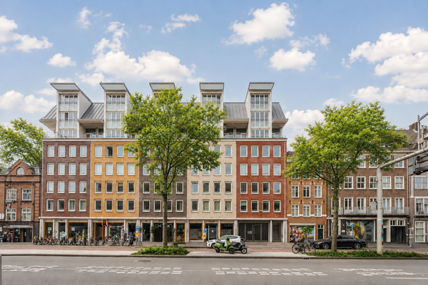 For rent: Flat Valkenburgerstraat in Amsterdam