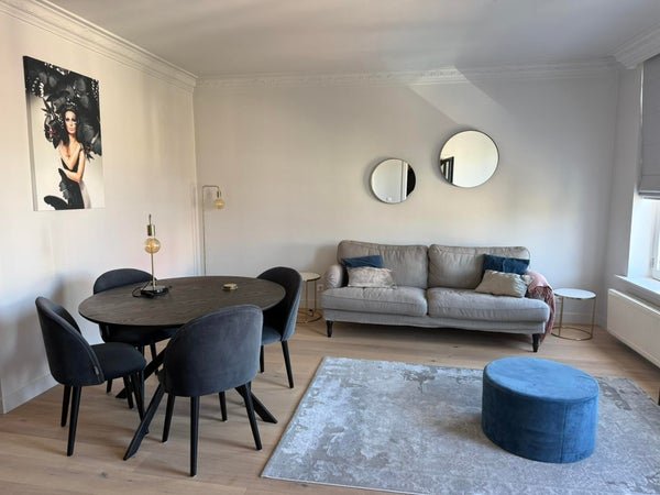 For rent: Flat Mauritskade in Den Haag
