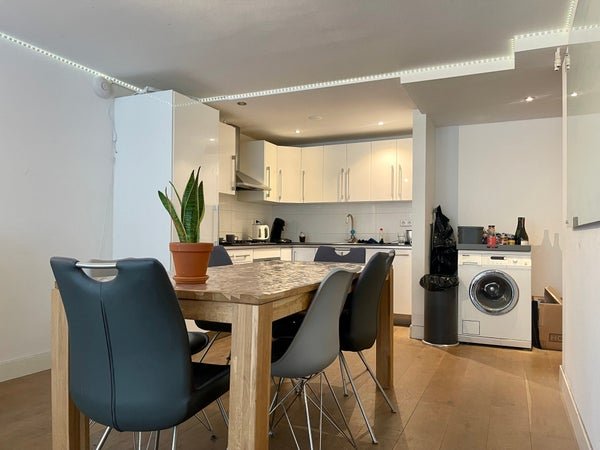 For rent: Flat F.C. Dondersstraat 15 st in Utrecht