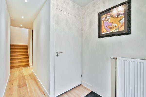 For rent: Flat Henkenshage in Amsterdam