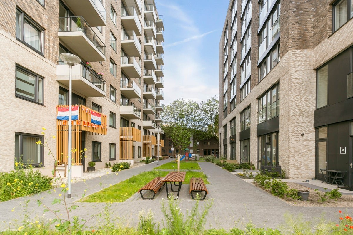 For rent: Flat 1e Lulofsdwarsstraat 8 A in Den Haag