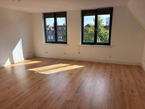 For rent: Flat Oude Singel in Leiden