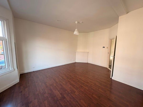 For rent: Flat Pahudstraat in Den Haag