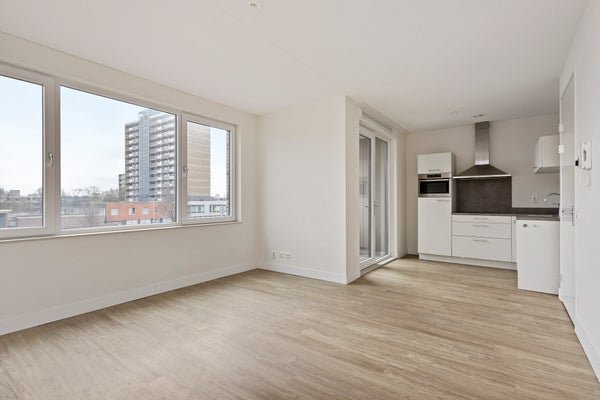 For rent: Flat 1e Lulofsdwarsstraat 8 A in Den Haag