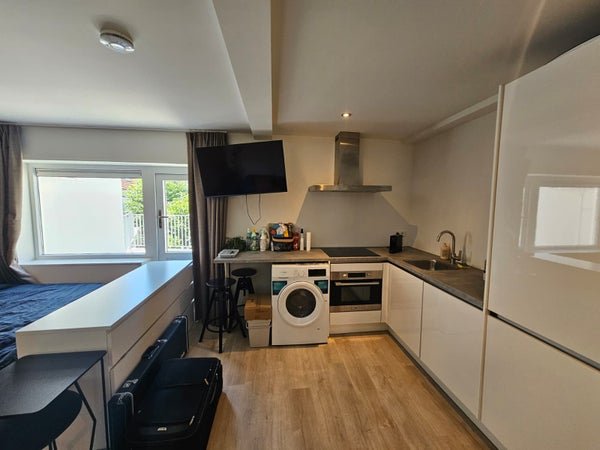 For rent: Studio Pastoor van Arslaan in Eindhoven