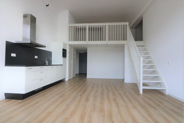 For rent: Flat Heiman Dullaertplein 159 in Rotterdam