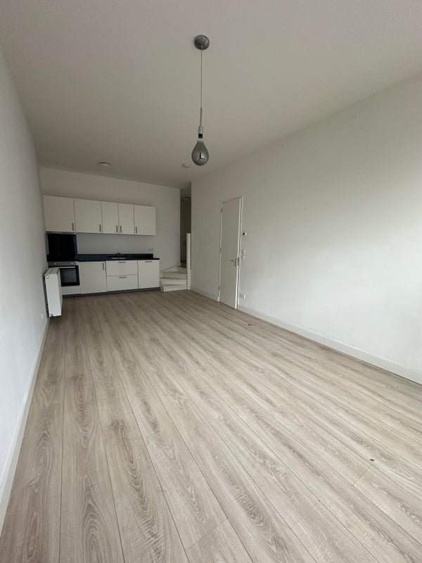 For rent: Flat Mathenesserweg in Rotterdam