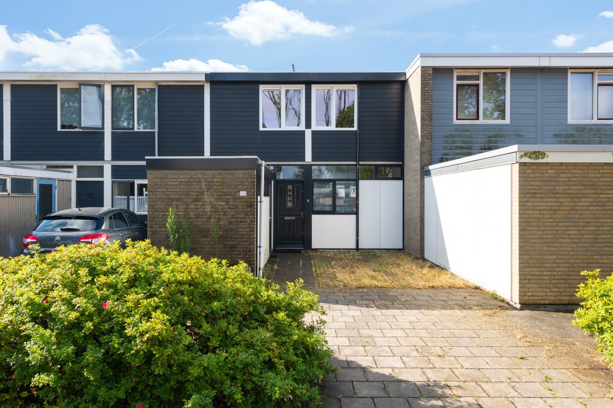 For rent: House Zandbank 155 in Lelystad