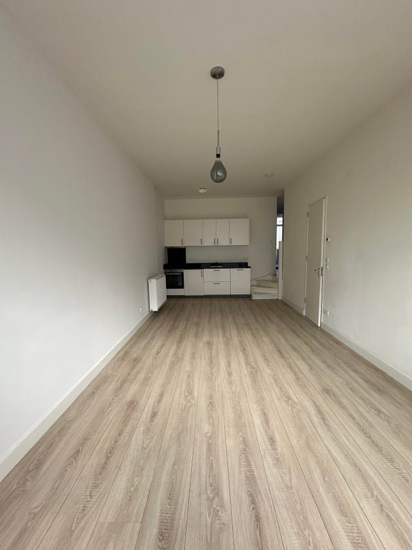 For rent: Flat Mathenesserweg in Rotterdam