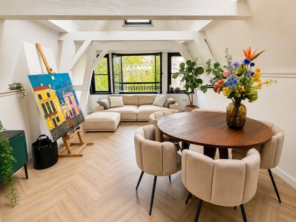 For rent: Flat Oudezijds Voorburgwal in Amsterdam
