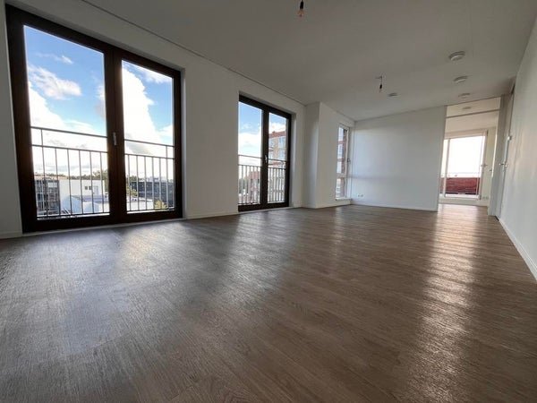 For rent: Flat Kanaalpark in Leiden