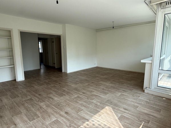 For rent: Flat Kruiskade in Rotterdam