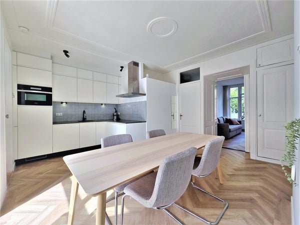 For rent: Flat Tolstraat in Amsterdam