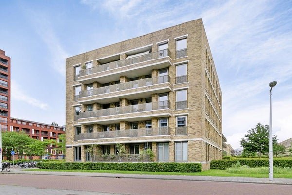 For rent: Flat Leeuwendalersweg 741 in Amsterdam