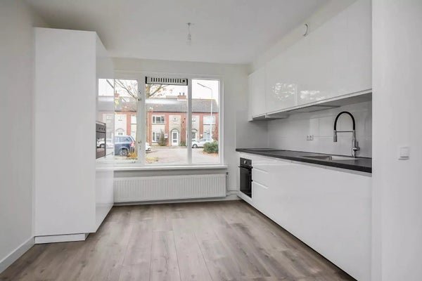 For rent: House Etty Hillesumplantsoen in Hoofddorp