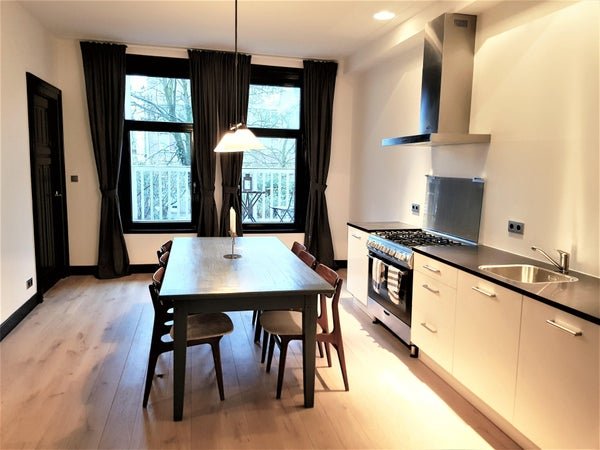For rent: Flat Sarphatipark 114 1 in Amsterdam