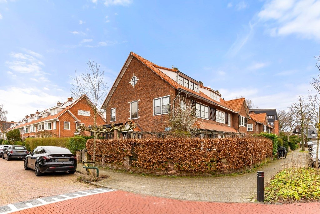 For rent: House Jacob de Witstraat 21 in Heemstede